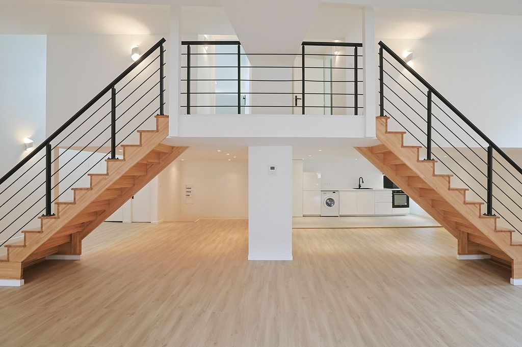 Achat loft à vendre 5 pièces 146 m² - Solliès-Pont