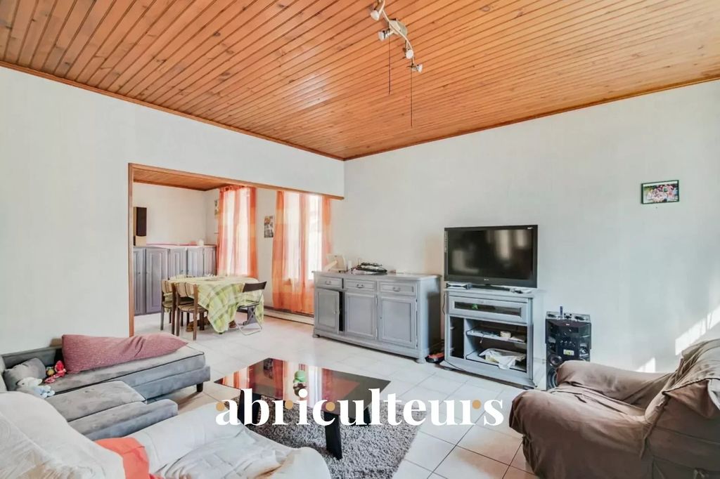 Achat maison à vendre 6 chambres 170 m² - Romilly-sur-Seine