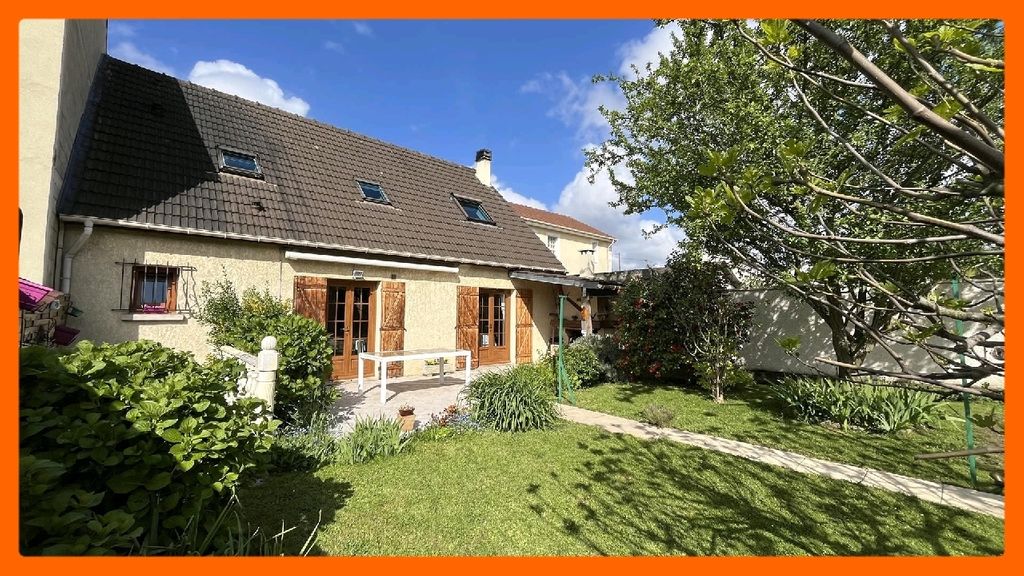 Achat maison à vendre 4 chambres 140 m² - Goussainville