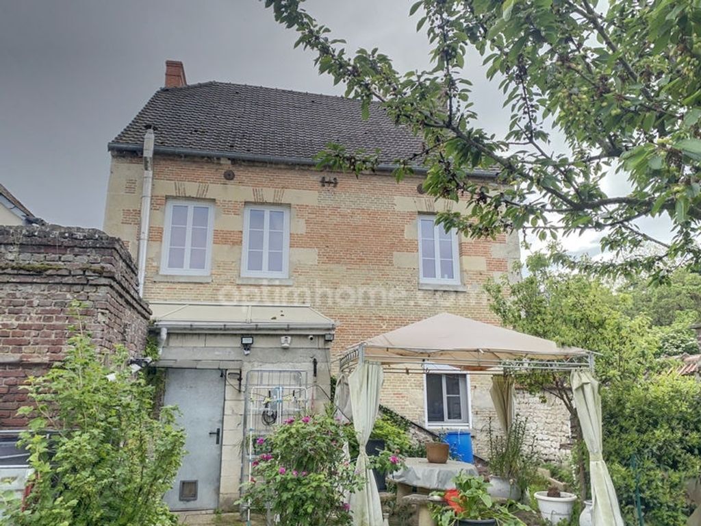 Achat maison à vendre 3 chambres 160 m² - Coucy-lès-Eppes