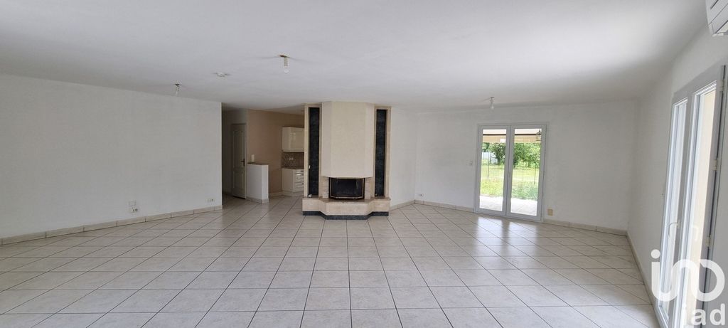 Achat maison à vendre 3 chambres 125 m² - Le Barp