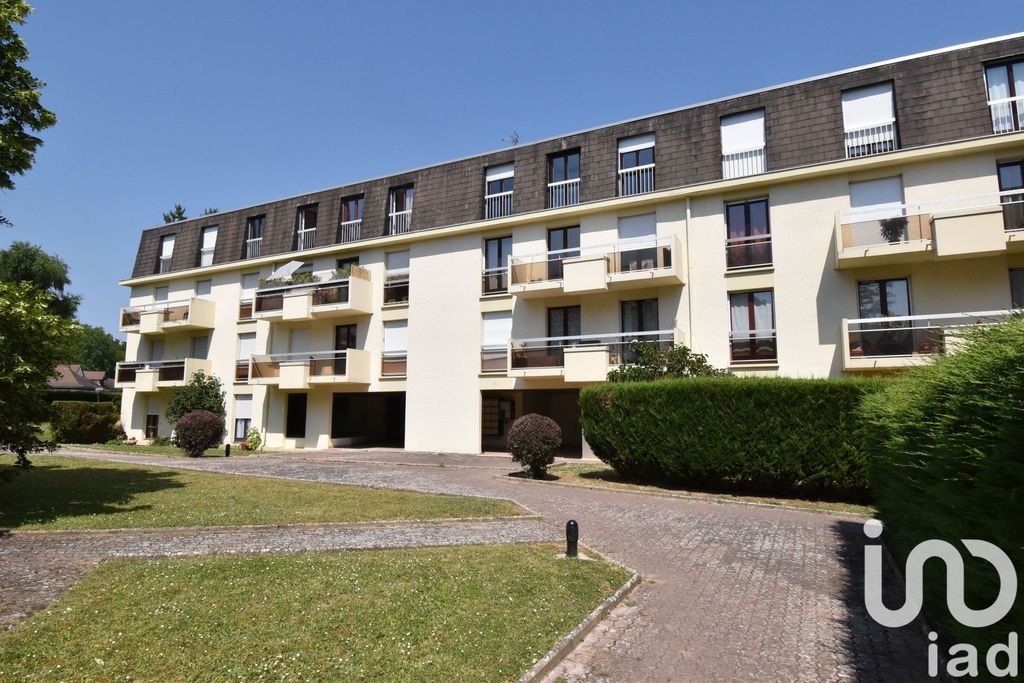 Achat appartement à vendre 2 pièces 44 m² - Chantilly