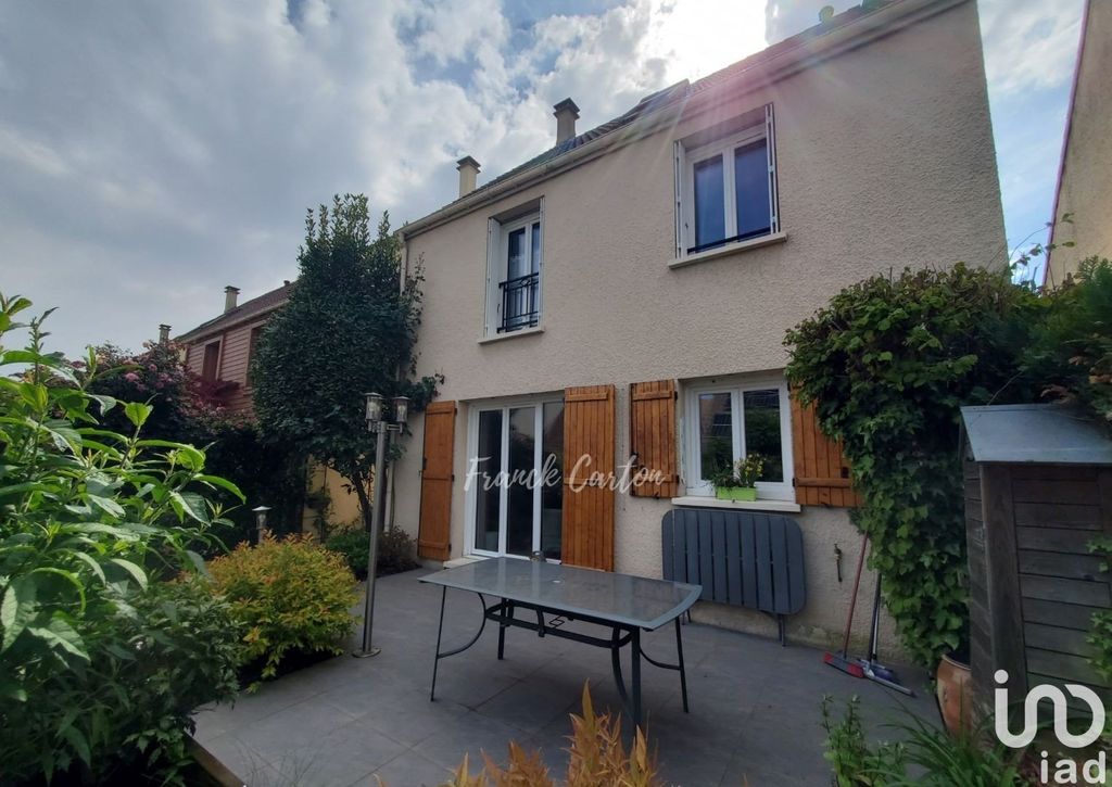 Achat maison à vendre 4 chambres 136 m² - Longjumeau