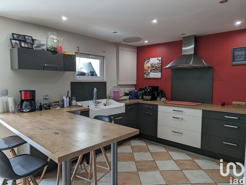 Achat maison à vendre 3 chambres 106 m² - Roézé-sur-Sarthe