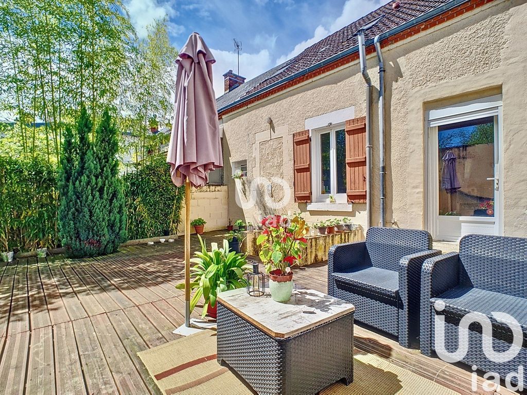 Achat maison à vendre 5 chambres 110 m² - Vierzon