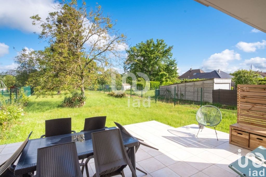 Achat maison à vendre 3 chambres 109 m² - Saint-Mammès