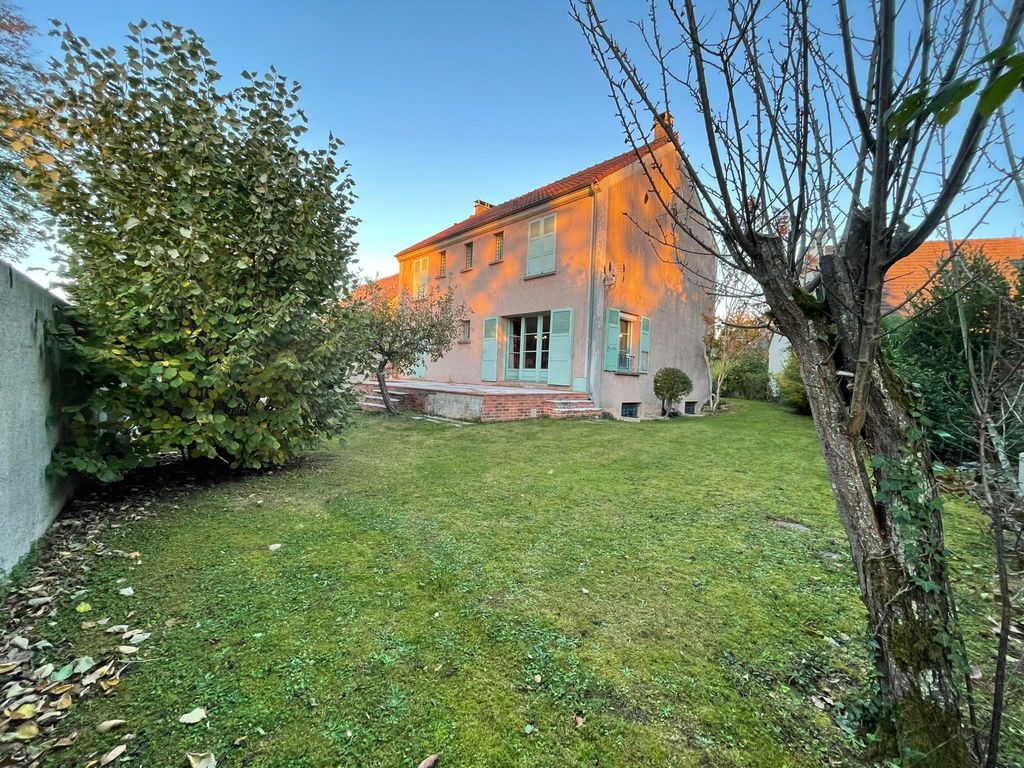 Achat maison à vendre 4 chambres 159 m² - Le Plessis-Trévise