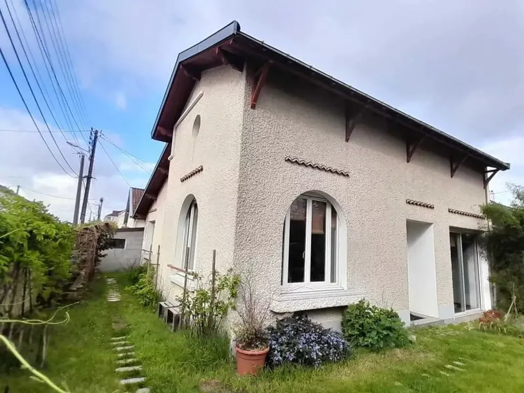 Achat maison à vendre 4 chambres 114 m² - Saint-Sébastien-sur-Loire