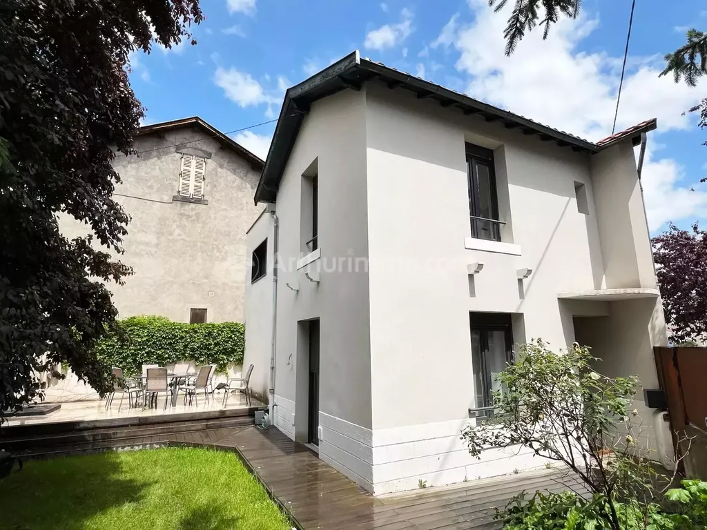 Achat maison à vendre 3 chambres 115 m² - Chamalières