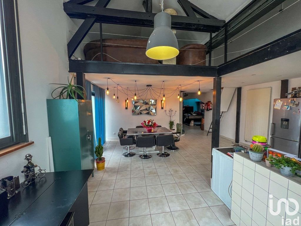 Achat loft à vendre 5 pièces 158 m² - Troyes