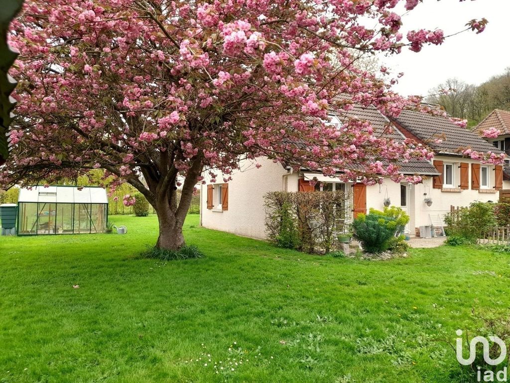 Achat maison à vendre 4 chambres 120 m² - Crosville-sur-Scie