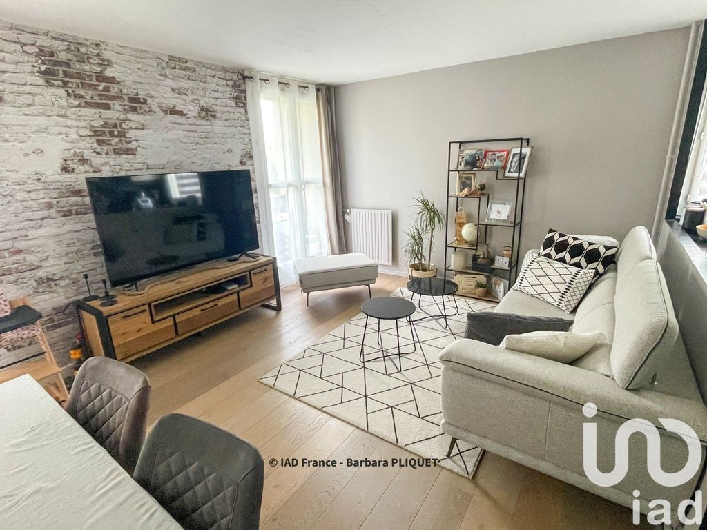 Achat appartement à vendre 3 pièces 72 m² - Montigny-le-Bretonneux