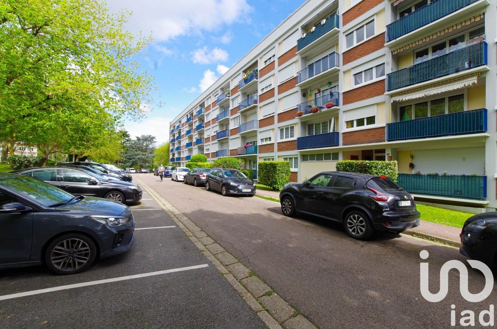 Achat appartement à vendre 4 pièces 74 m² - Aubergenville