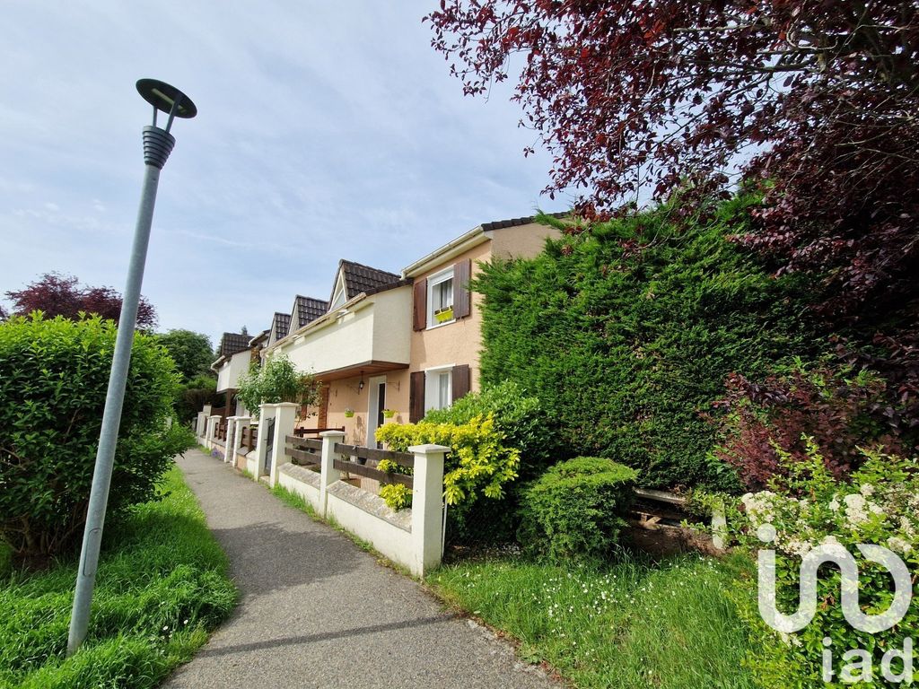 Achat maison à vendre 3 chambres 71 m² - Chelles