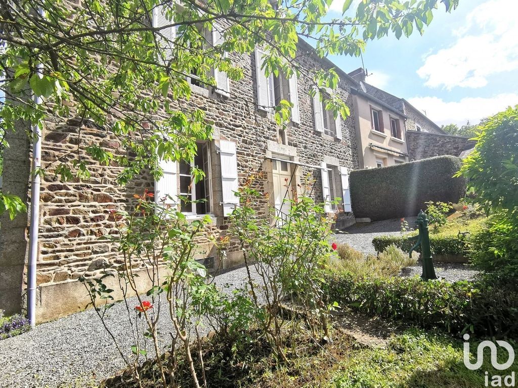 Achat maison à vendre 4 chambres 119 m² - Fougères