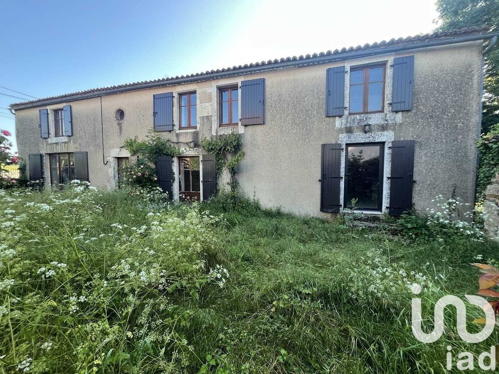 Achat maison à vendre 2 chambres 140 m² - La Ferrière-en-Parthenay