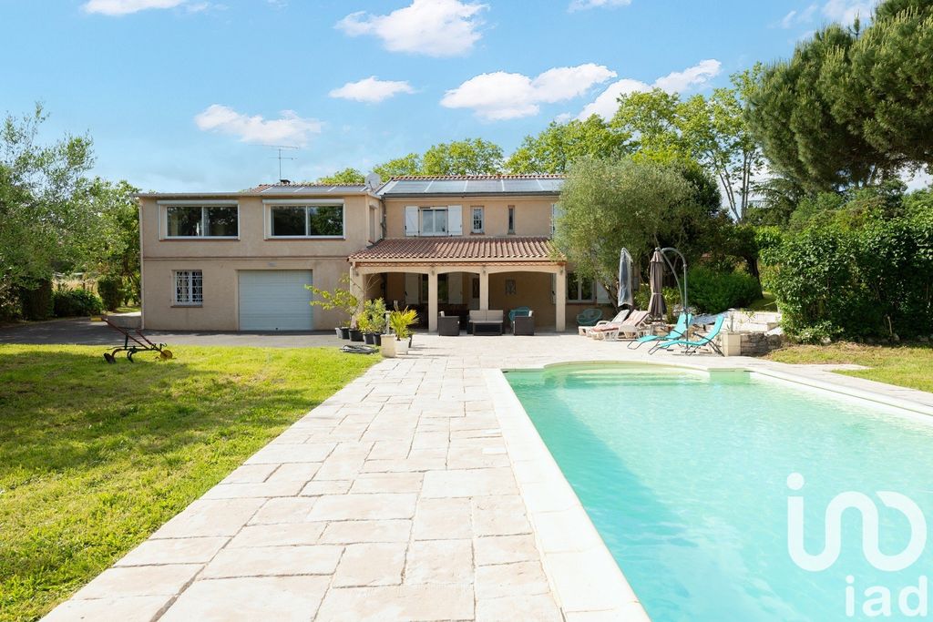 Achat maison à vendre 5 chambres 236 m² - Gaillac