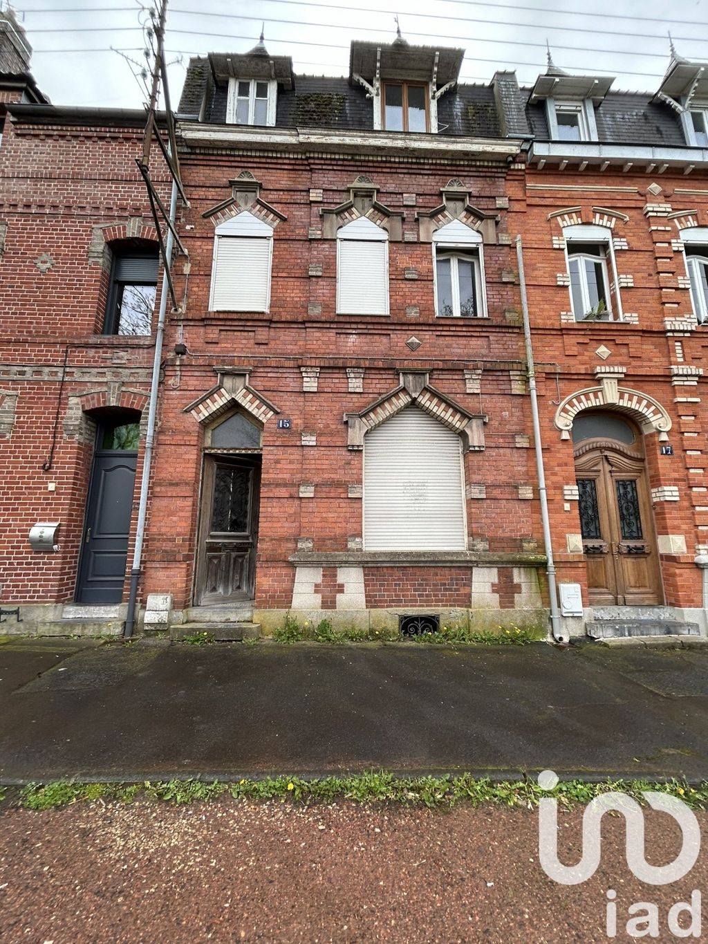 Achat maison à vendre 4 chambres 170 m² - Cambrai