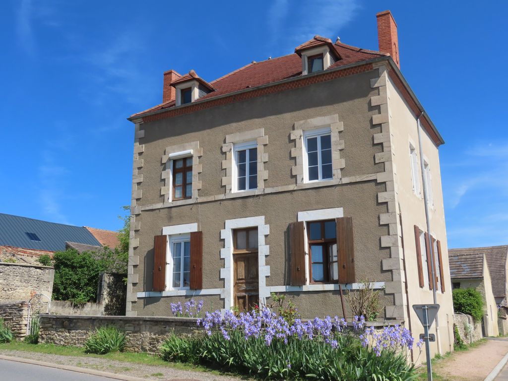 Achat maison à vendre 3 chambres 127 m² - Saulzet