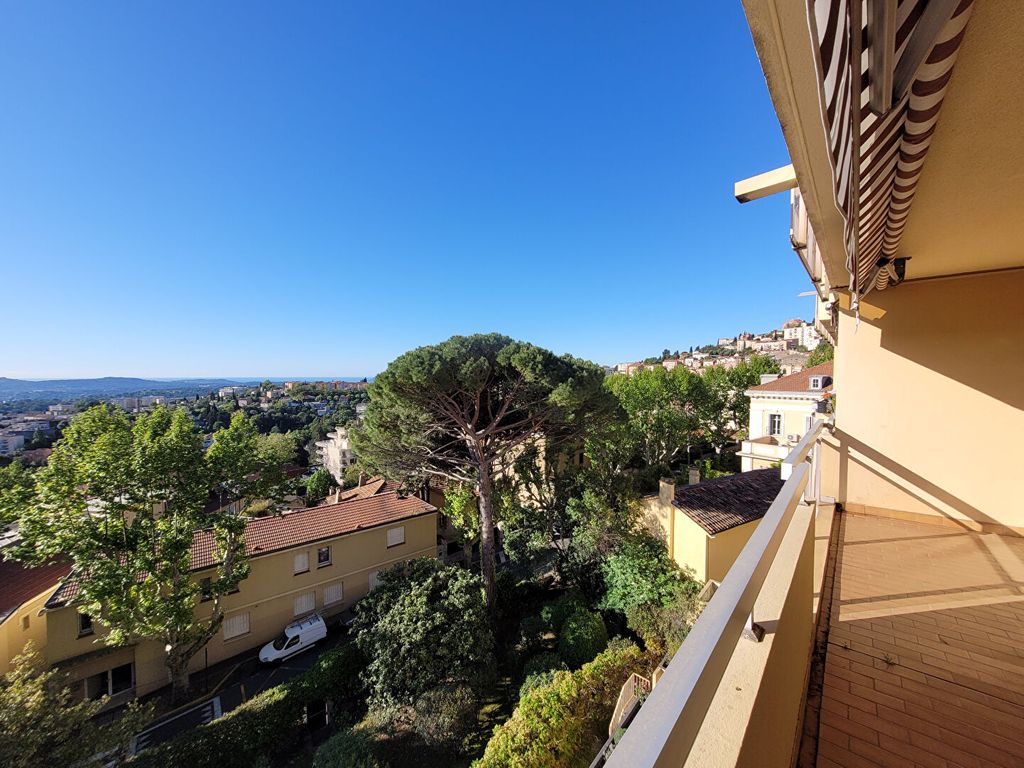 Achat appartement à vendre 4 pièces 75 m² - Grasse