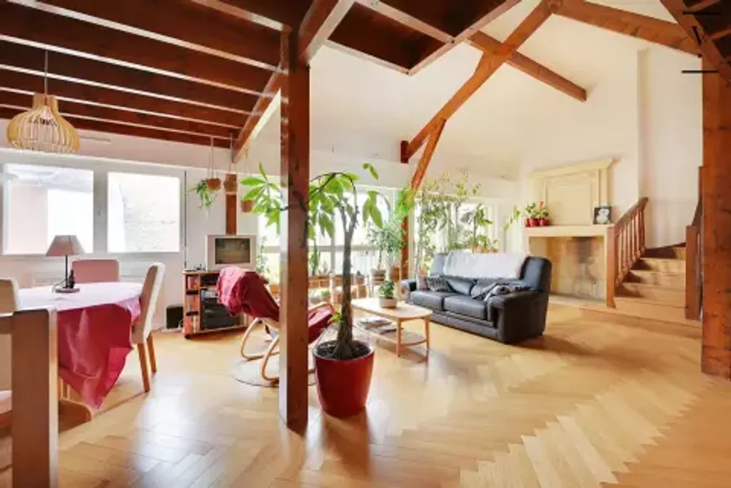 Achat maison à vendre 5 chambres 174 m² - Ivry-sur-Seine