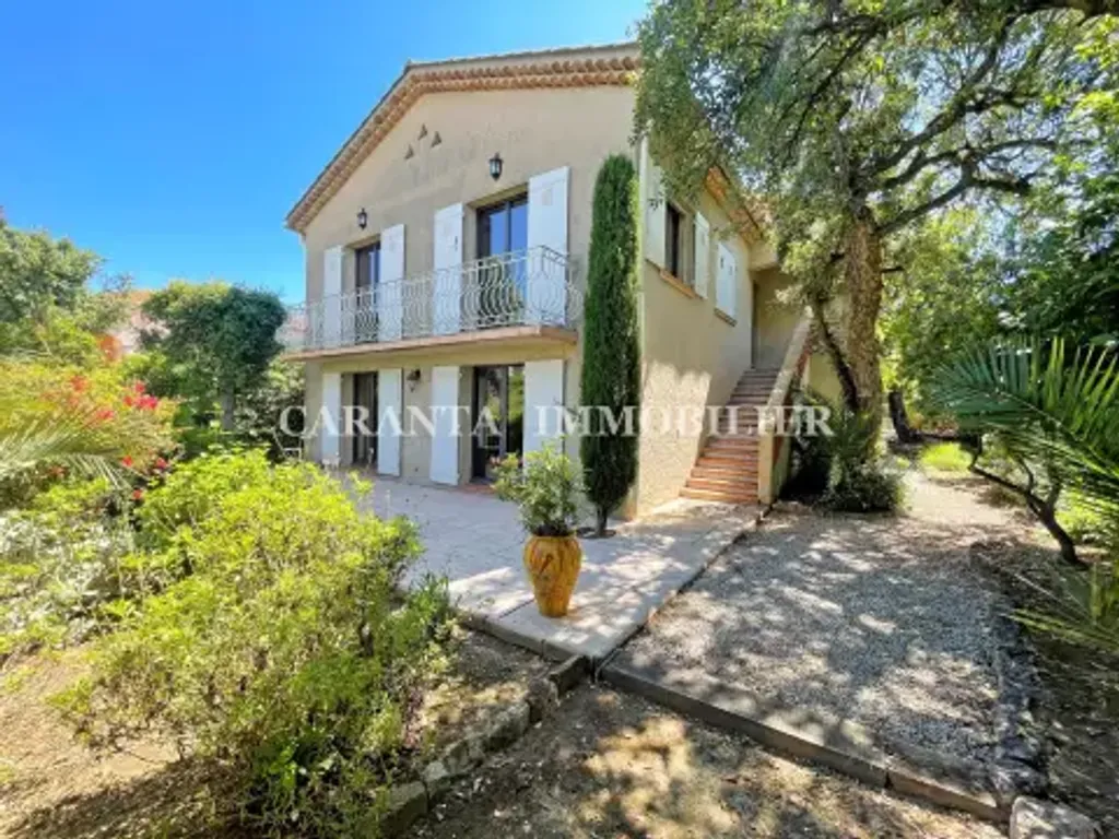 Achat maison à vendre 3 chambres 149 m² - Sainte-Maxime