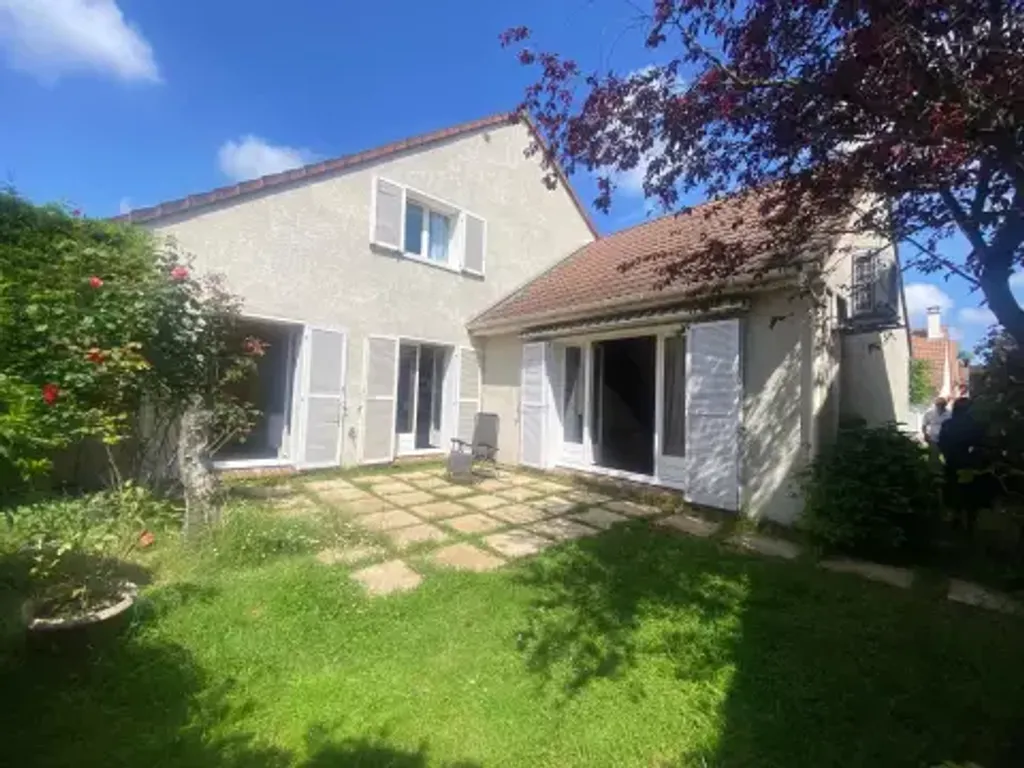 Achat maison à vendre 3 chambres 115 m² - Ormesson-sur-Marne