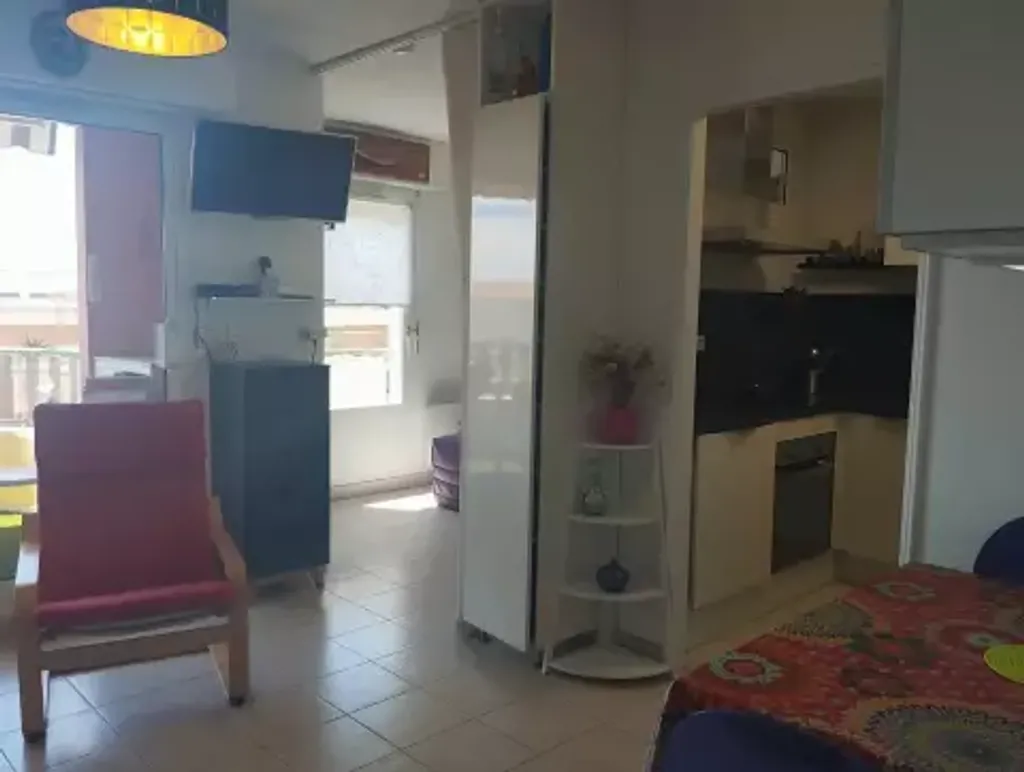 Achat studio à vendre 33 m² - Sanary-sur-Mer