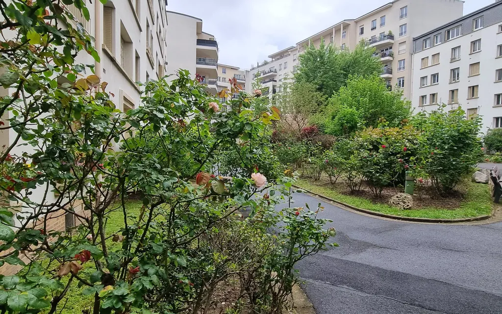 Achat appartement à vendre 2 pièces 48 m² - Colombes