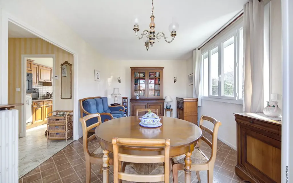 Achat maison à vendre 3 chambres 92 m² - Pechbonnieu