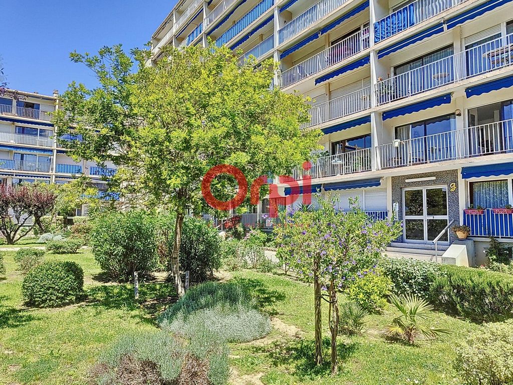 Achat appartement à vendre 3 pièces 54 m² - Fréjus