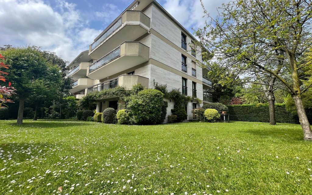 Achat appartement à vendre 6 pièces 166 m² - Le Perreux-sur-Marne