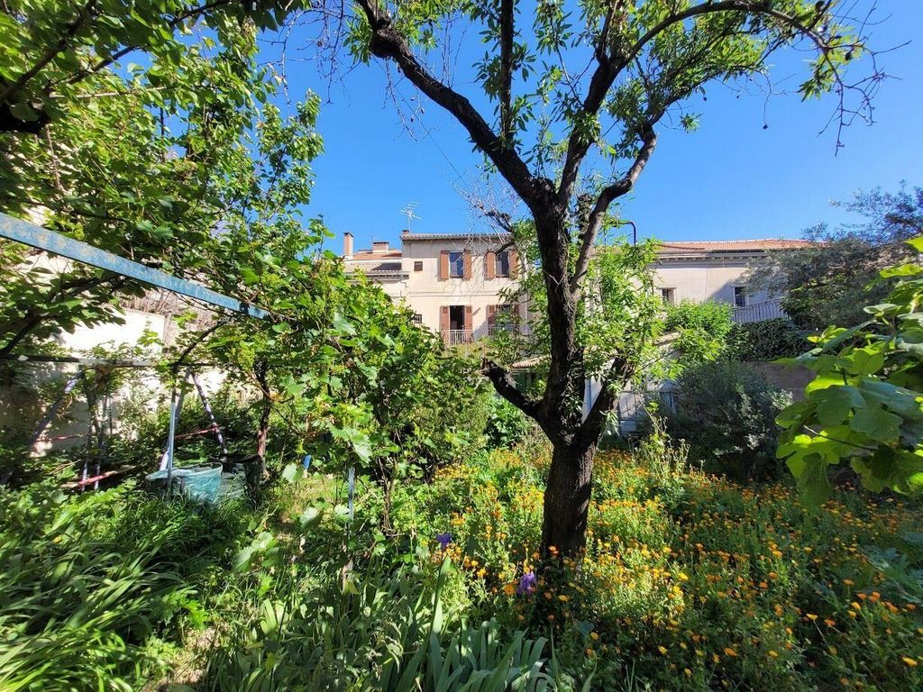 Achat maison à vendre 5 chambres 170 m² - Avignon