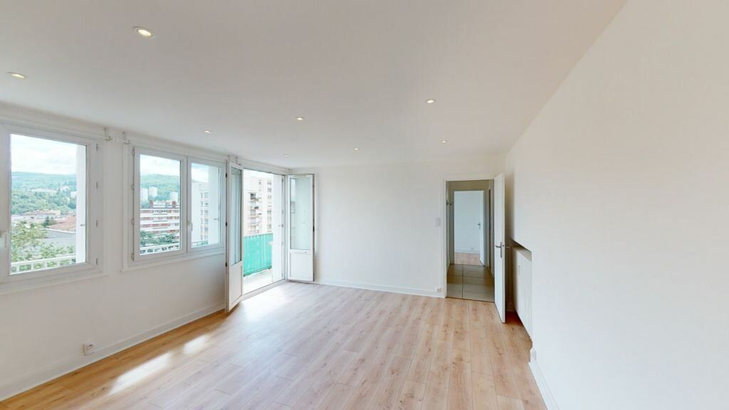 Achat appartement à vendre 2 pièces 64 m² - Saint-Étienne