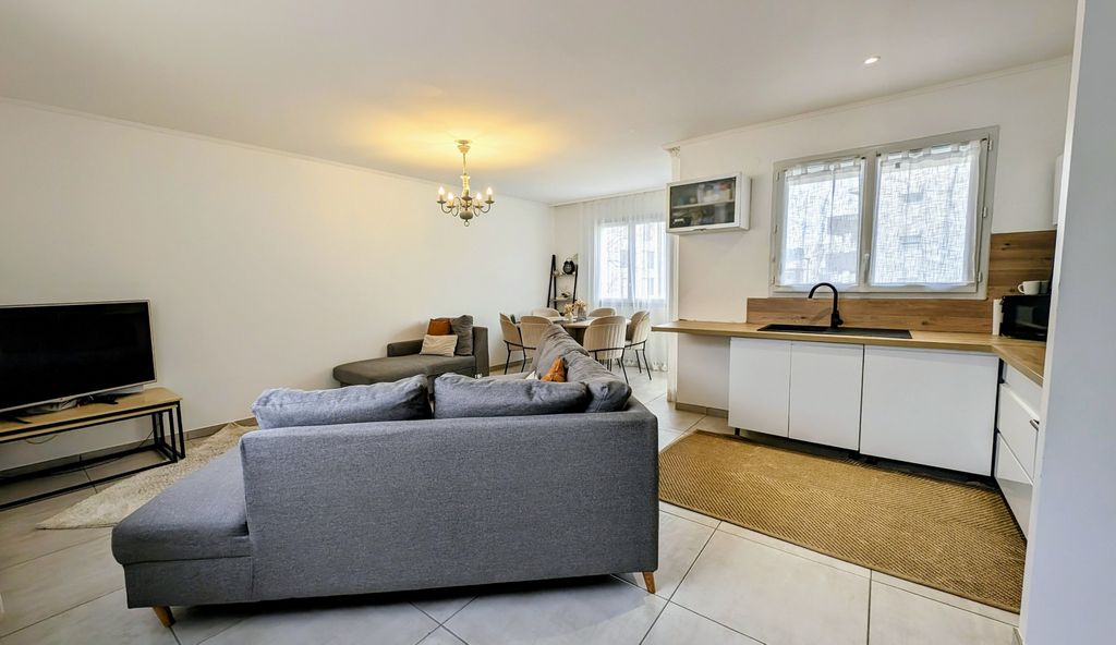 Achat maison à vendre 4 chambres 94 m² - Ambérieu-en-Bugey