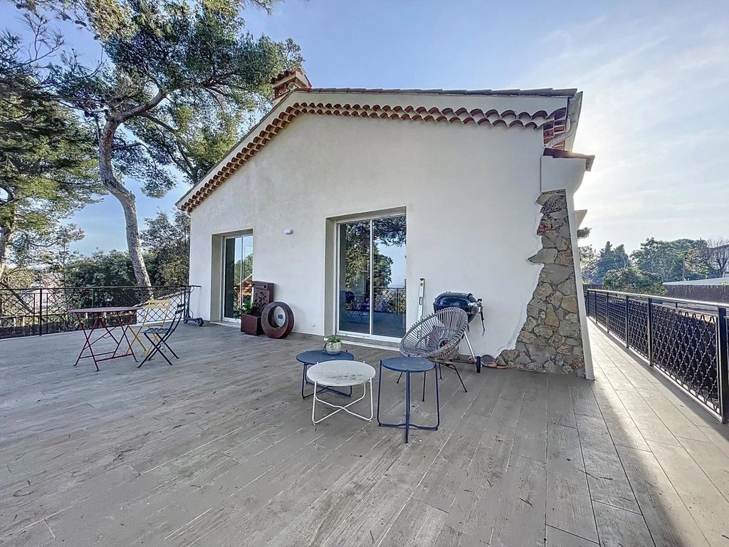 Achat appartement à vendre 4 pièces 85 m² - Antibes