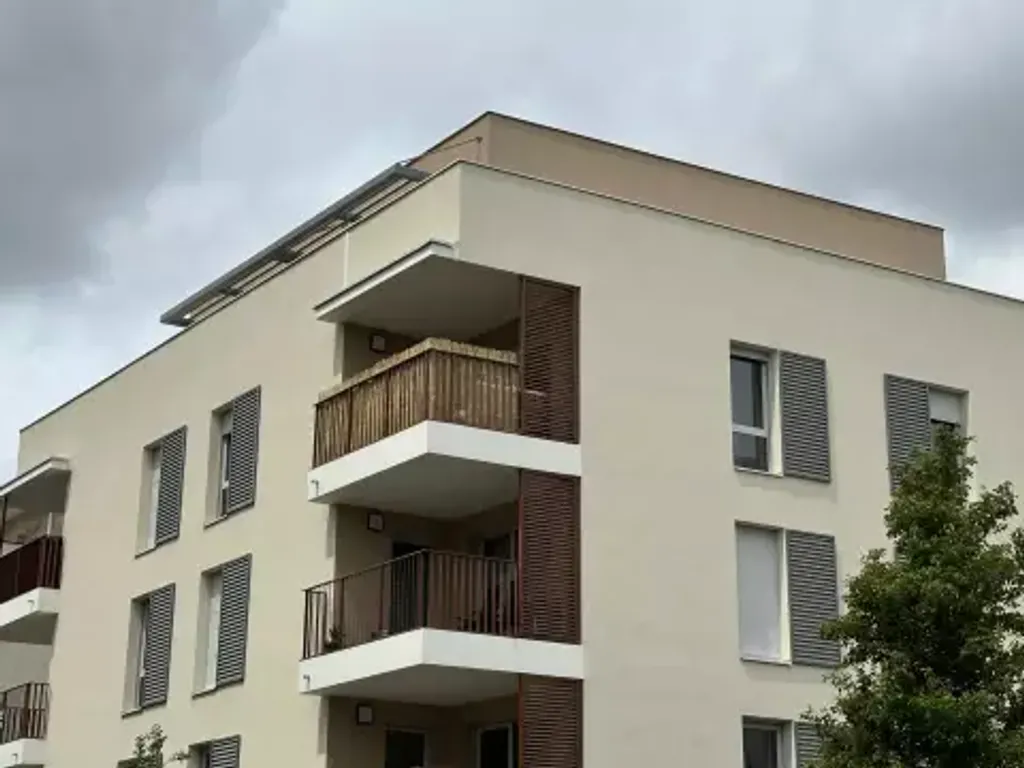 Achat appartement à vendre 4 pièces 75 m² - Bron