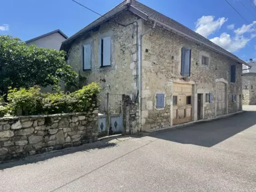 Achat maison à vendre 2 chambres 154 m² - Chazey-Bons