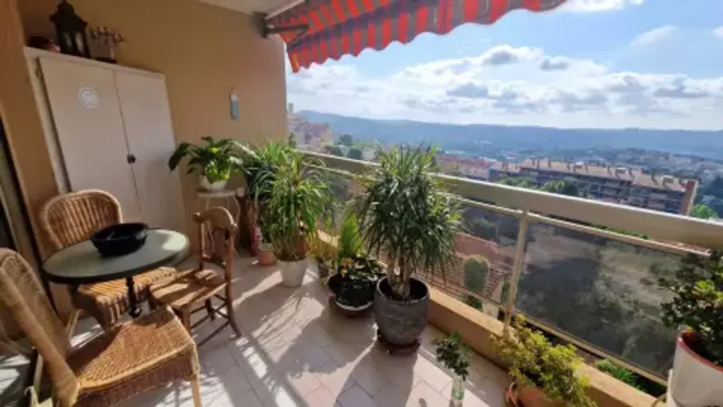 Achat appartement à vendre 2 pièces 44 m² - Grasse