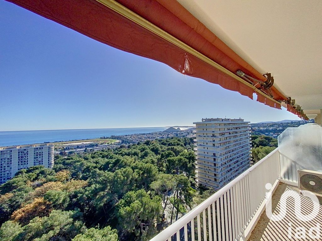 Achat appartement à vendre 3 pièces 91 m² - Cagnes-sur-Mer