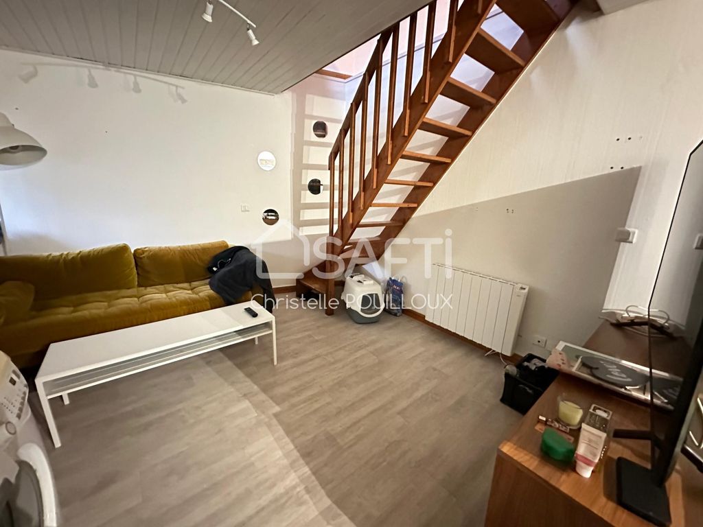 Achat maison à vendre 6 chambres 150 m² - Niort