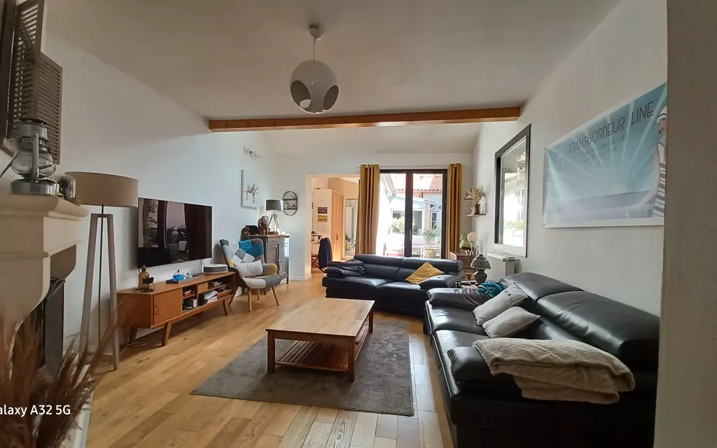 Achat maison à vendre 4 chambres 178 m² - Rochefort