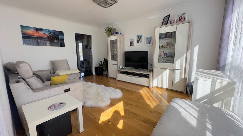 Achat appartement à vendre 4 pièces 68 m² - Neuilly-Plaisance