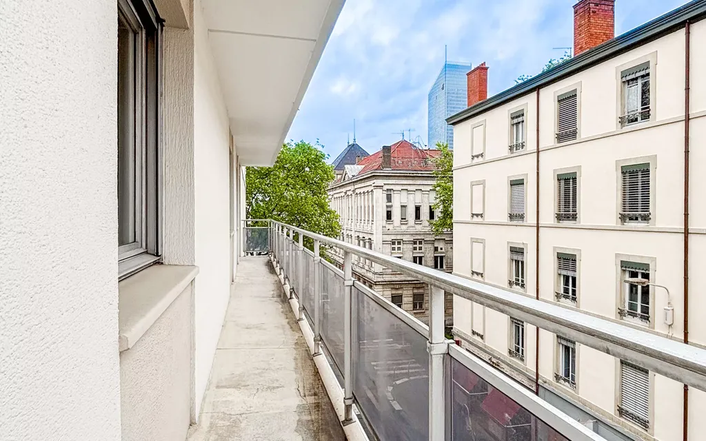 Achat appartement à vendre 4 pièces 108 m² - Lyon 3ème arrondissement