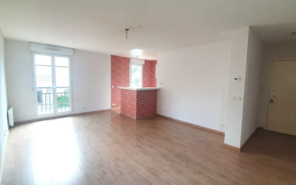 Achat appartement à vendre 2 pièces 49 m² - Brie-Comte-Robert