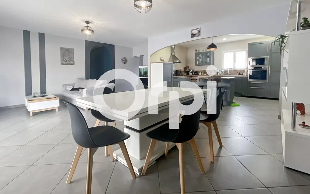 Achat maison à vendre 4 chambres 140 m² - Lapalud