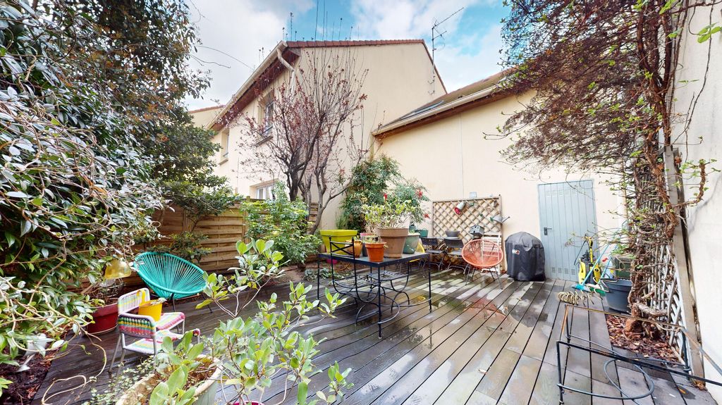 Achat maison à vendre 4 chambres 125 m² - Saint-Ouen