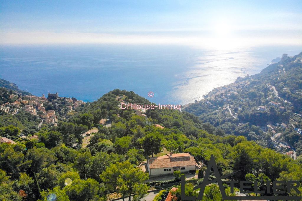 Achat maison à vendre 4 chambres 250 m² - Roquebrune-Cap-Martin