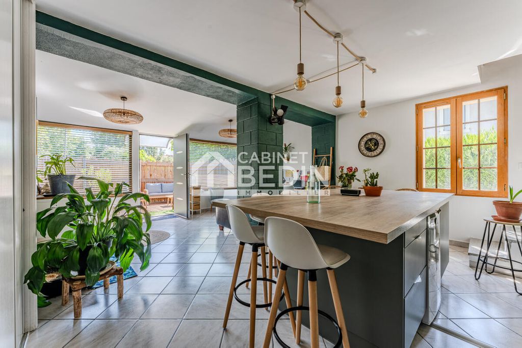 Achat maison à vendre 3 chambres 113 m² - Salles