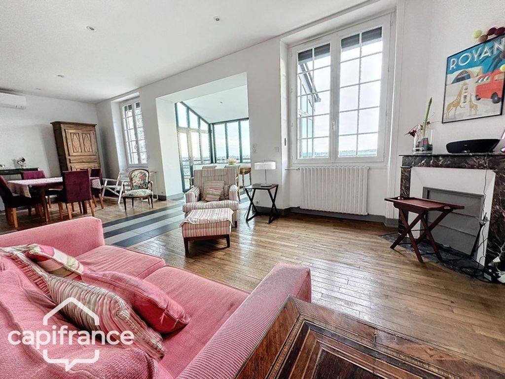 Achat maison à vendre 6 chambres 270 m² - Thouars